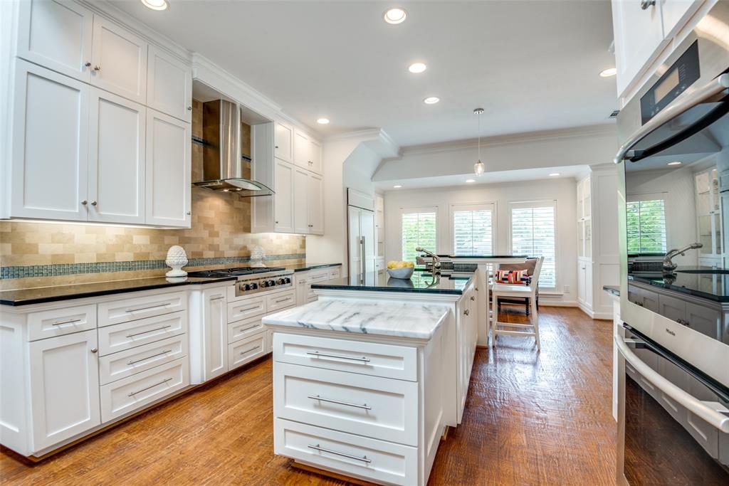 Russwood Acres 2nd Instl - Residential