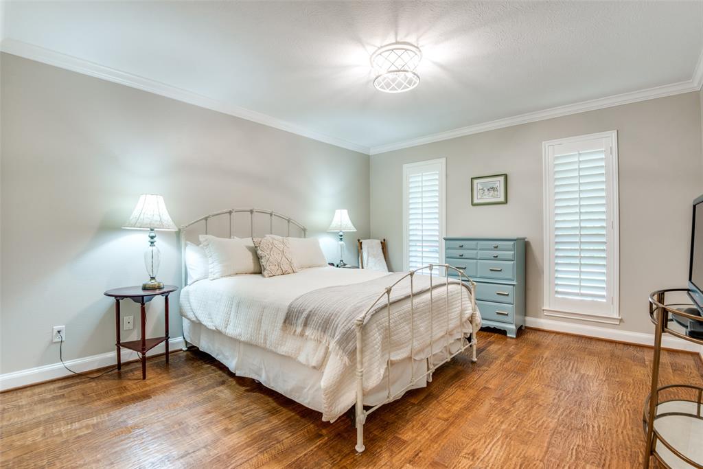 Russwood Acres 2nd Instl - Residential