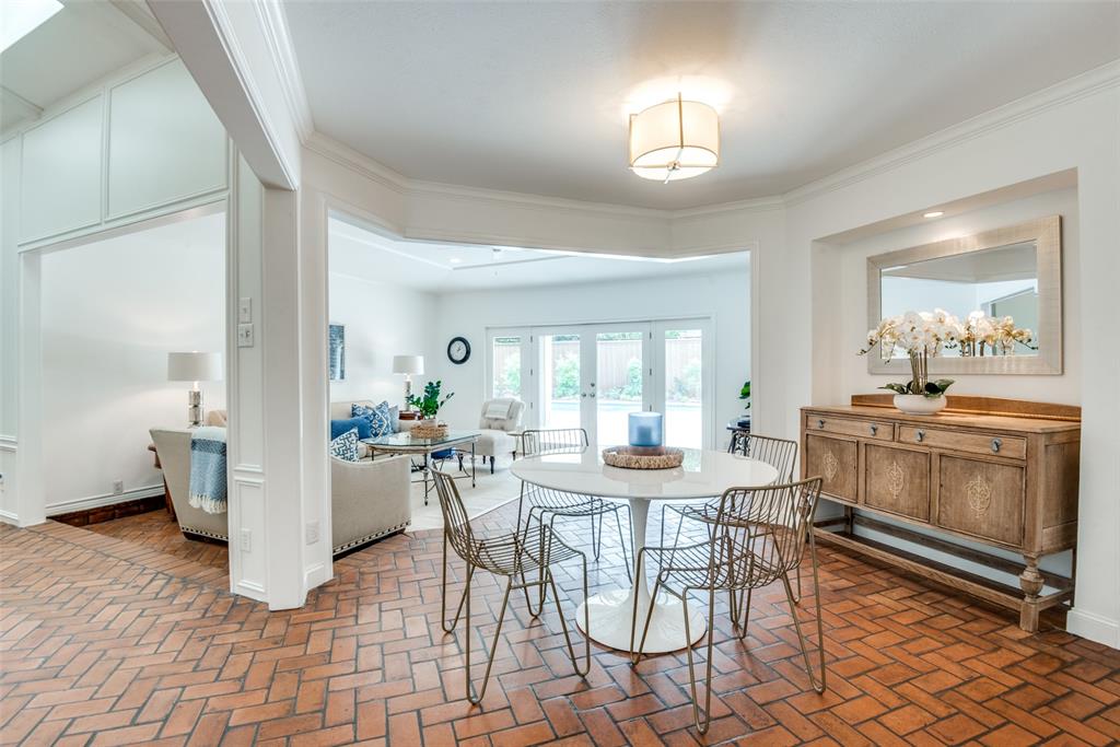 Russwood Acres 2nd Instl - Residential