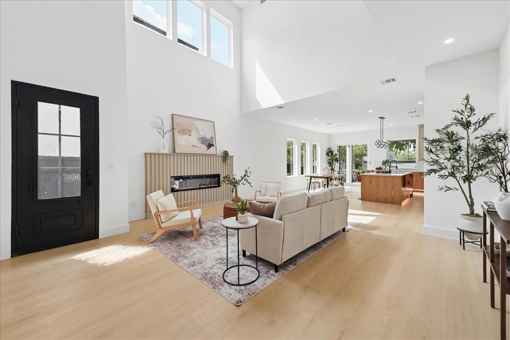 1825 & 1827 Pollard Street