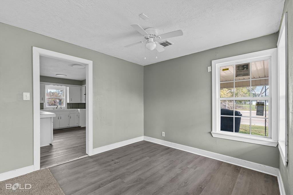 Bossier City, Louisiana 71111, United States, 3 Bedrooms Bedrooms, ,1 BathroomBathrooms,Residential,Pending,30473