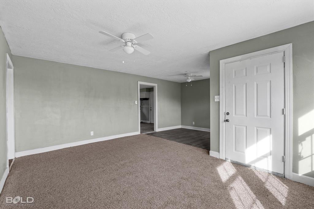 Bossier City, Louisiana 71111, United States, 3 Bedrooms Bedrooms, ,1 BathroomBathrooms,Residential,Pending,30473