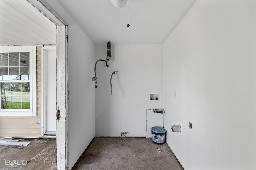 Bossier City, Louisiana 71111, United States, 3 Bedrooms Bedrooms, ,1 BathroomBathrooms,Residential,Pending,30473