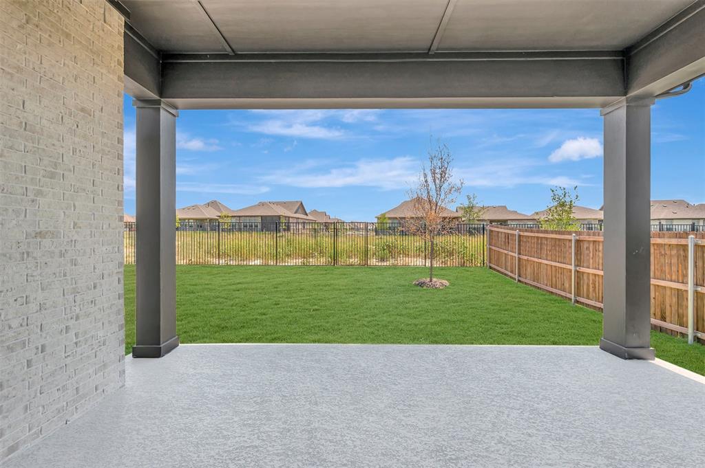 7829 Pondview Lane