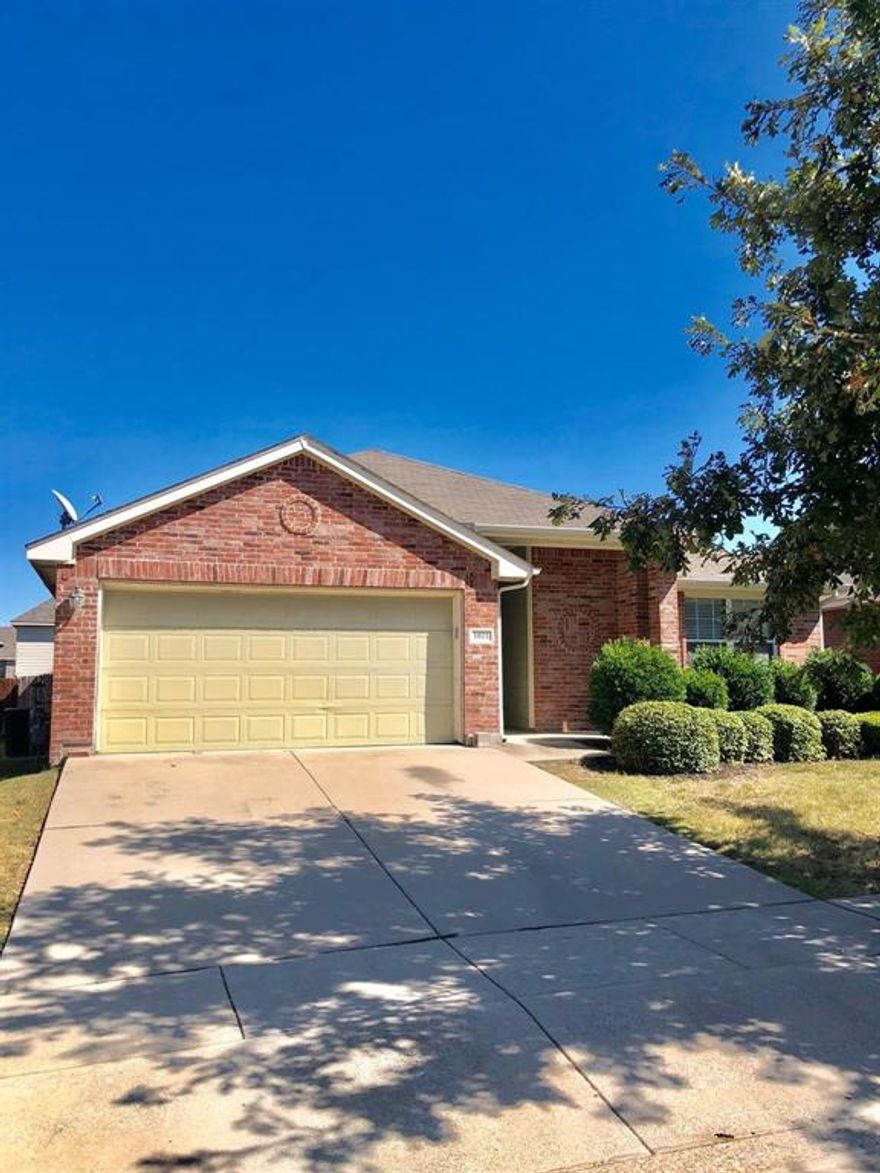 This wonderful 3 bed, 2 bath home in the desirable Vista West community offers an open, split bedroom floor plan with a primary bath that has dual vanities and a large walk in closet, and a spacious backyard with a nice covered patio. Vista West has both a community pool and playground to enjoy.  Come see this home today!