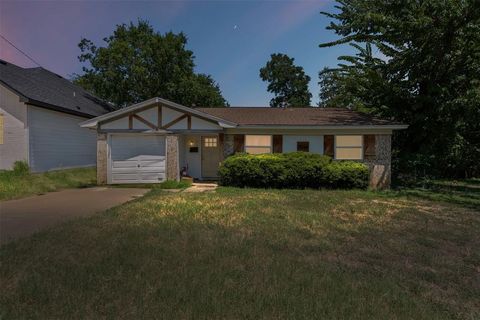 5516 Goodman Avenue Fort Worth TX 76107