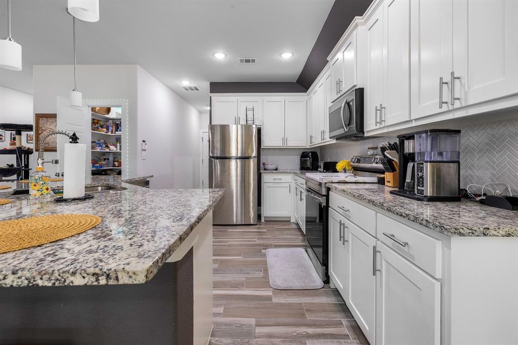 Canyon Creek III - Residential