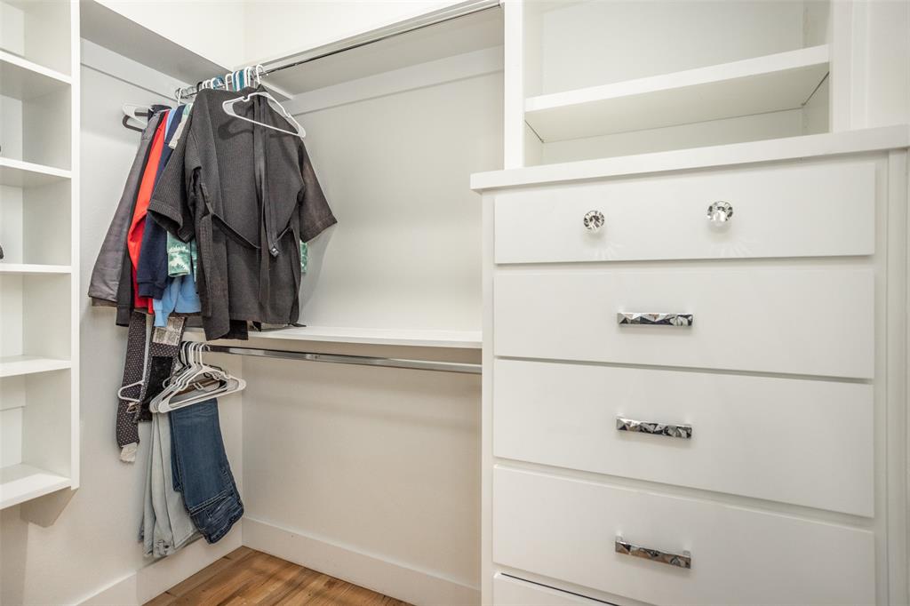 Moss Lake Estate - Residential