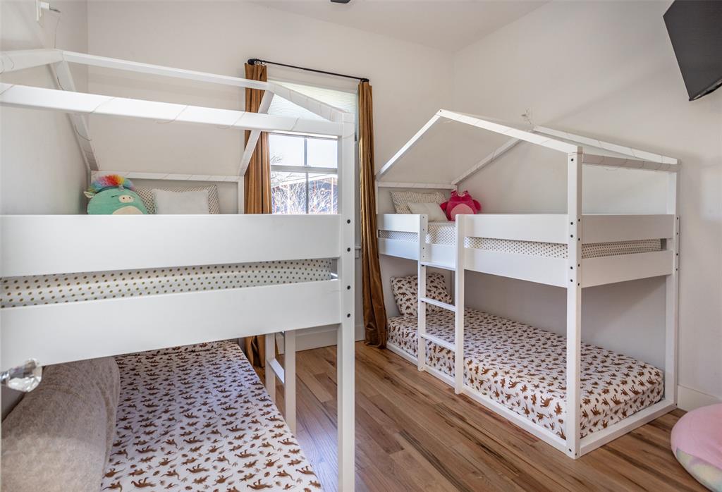 Moss Lake Estate - Residential