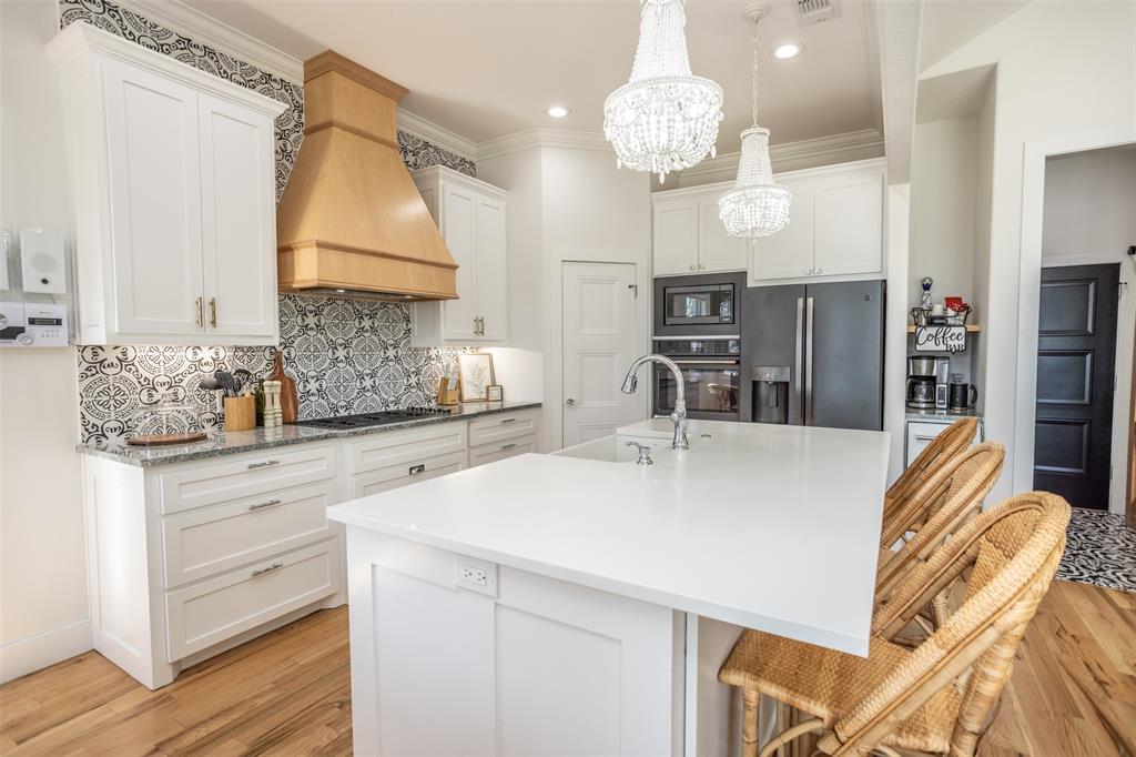 Moss Lake Estate - Residential