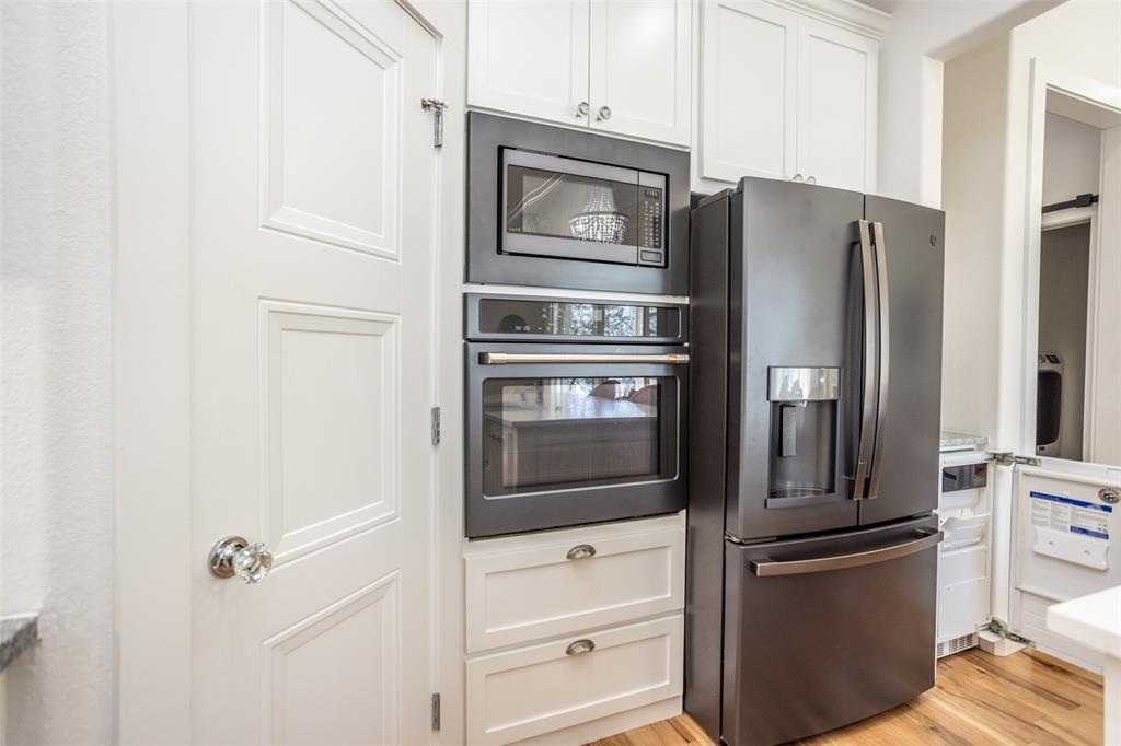 Moss Lake Estate - Residential