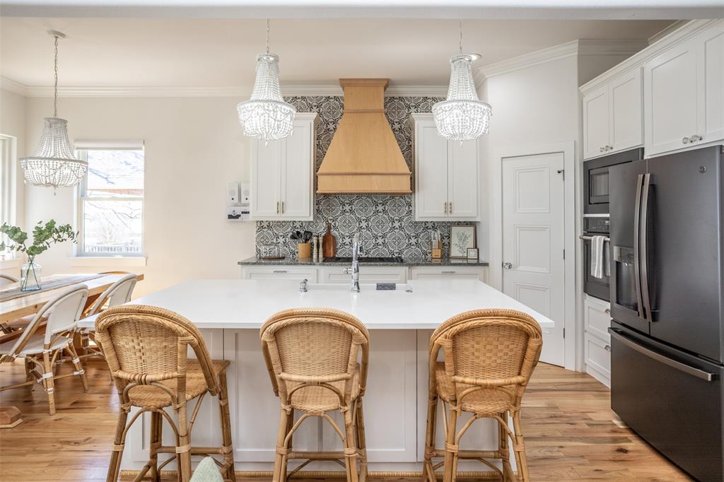 Moss Lake Estate - Residential