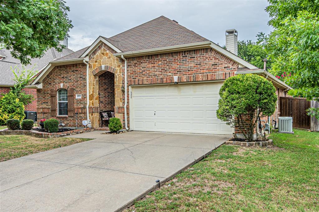 4913 Kingfisher Lane