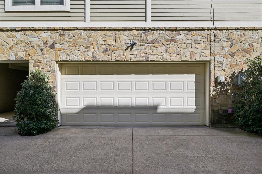 5916 Hudson Condo - Residential