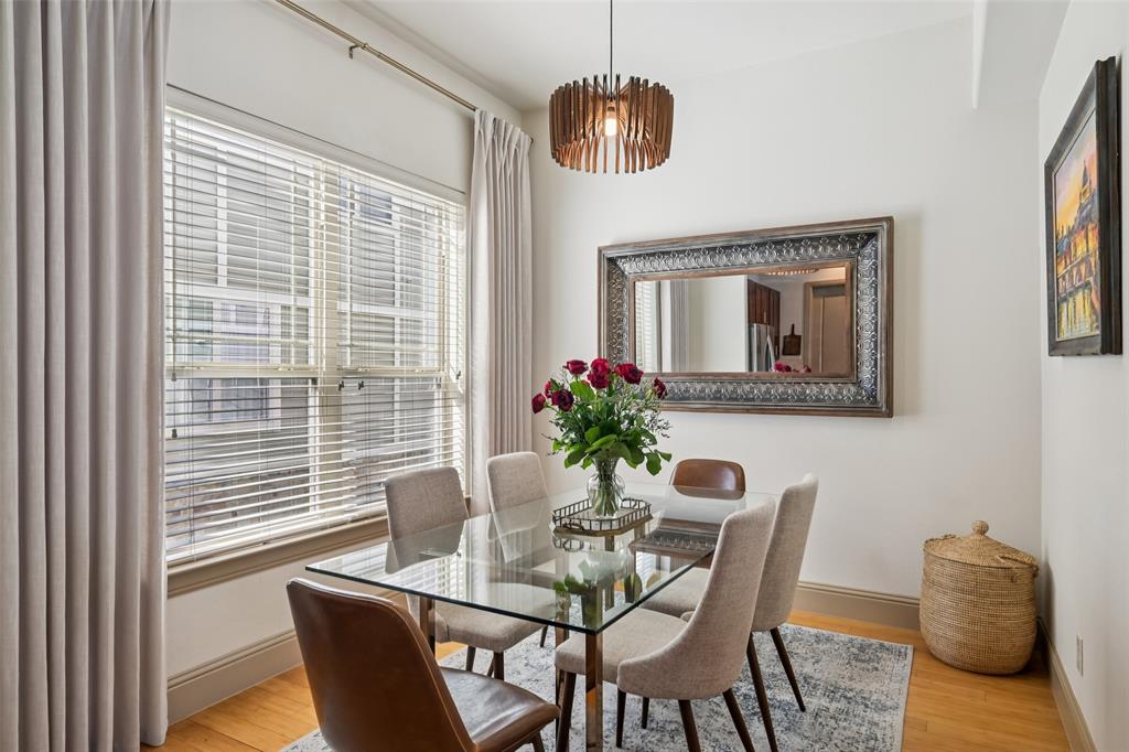 5916 Hudson Street 8