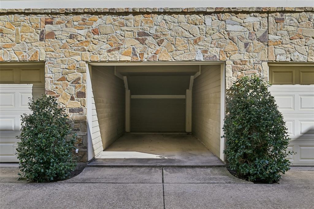 5916 Hudson Condo - Residential