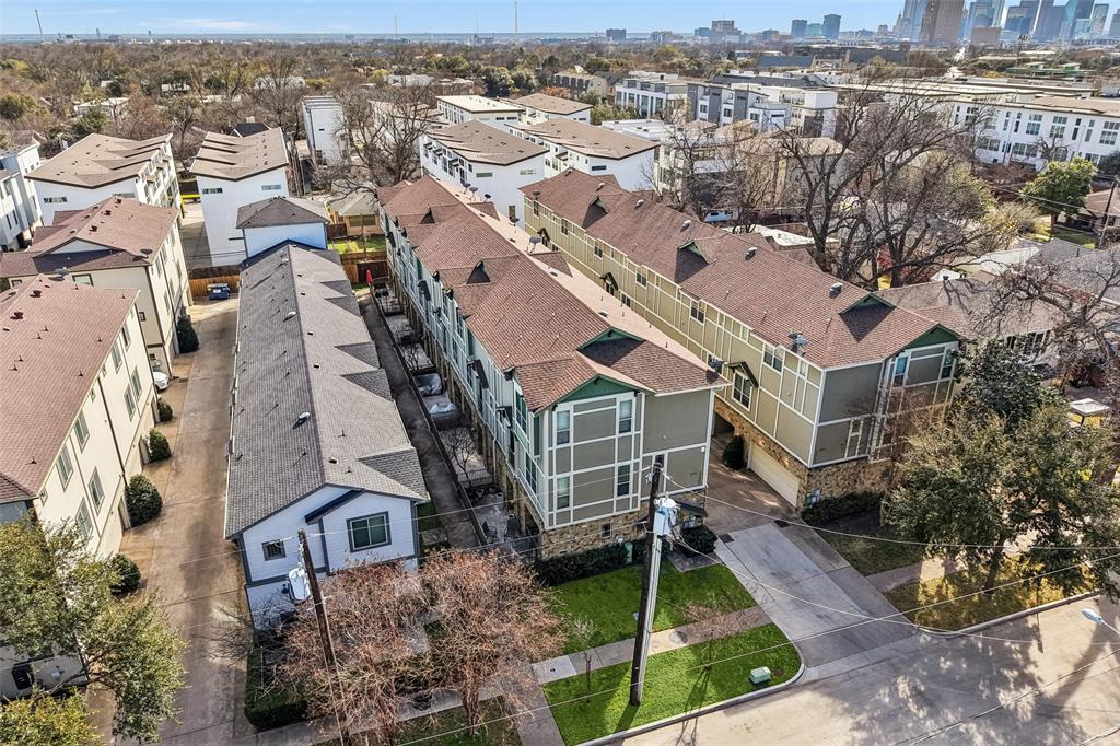 5916 Hudson Condo - Residential