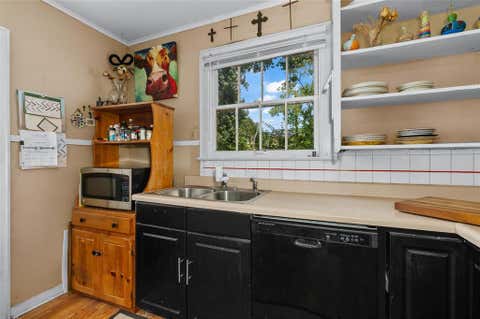 Tiny photo for 3915 Maryland Avenue, Shreveport, LA 71106 (MLS # 21336402)