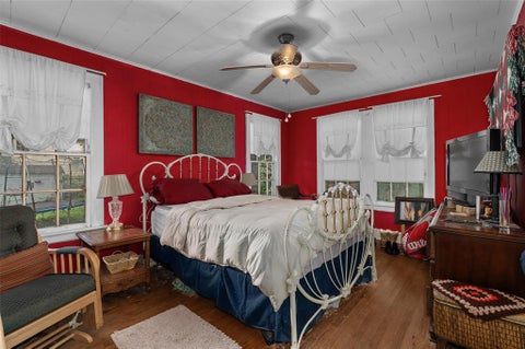 Tiny photo for 3915 Maryland Avenue, Shreveport, LA 71106 (MLS # 21336402)