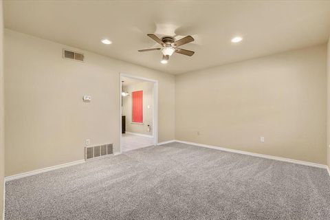 Tiny photo for 1512 Sheri Lane S, Pelican Bay, TX 76020 (MLS # 21101625)