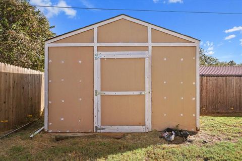 Tiny photo for 1512 Sheri Lane S, Pelican Bay, TX 76020 (MLS # 21101625)