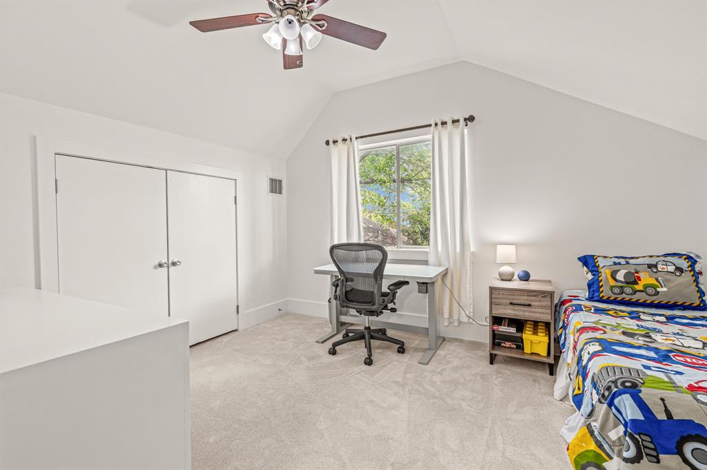 Chamberlain Arlington Heights 1st - Residential