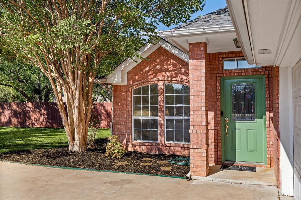 8816 The Briers Court
