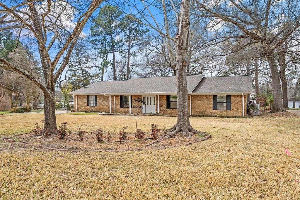 10202 E Lakeshore Drive