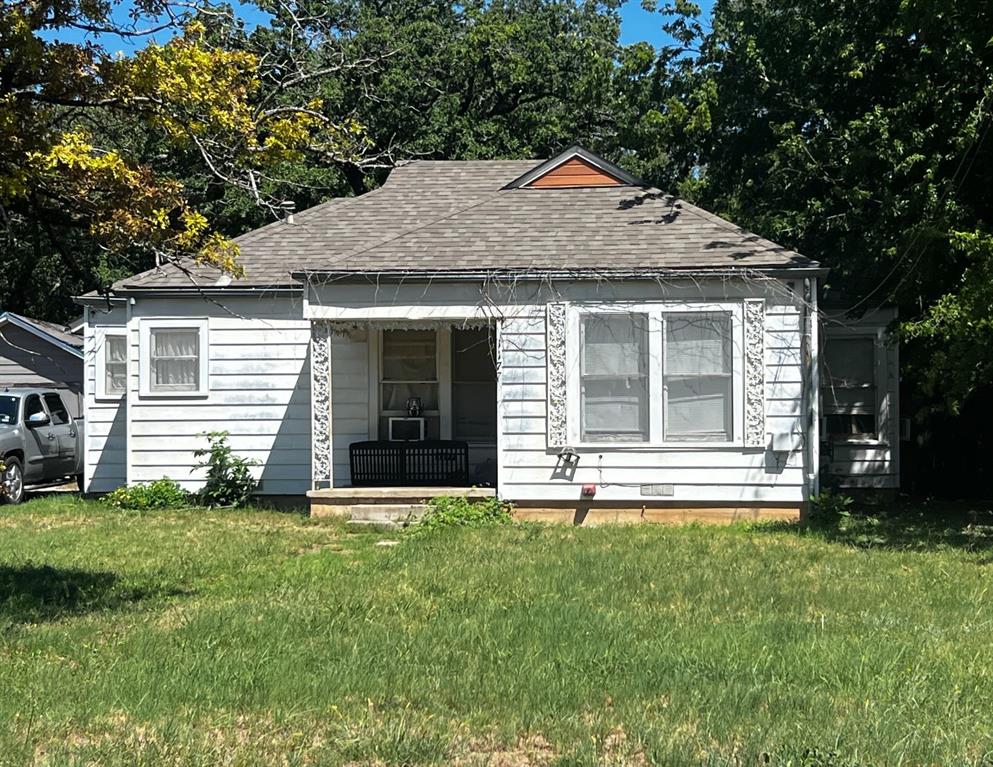 Photo of 1177 W Shirley Street, Stephenville, TX 76401 (MLS # 21342474)