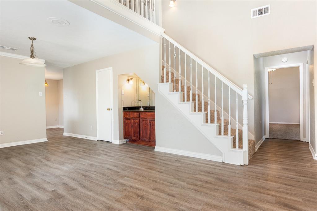 544 Place Sec Two - Residential