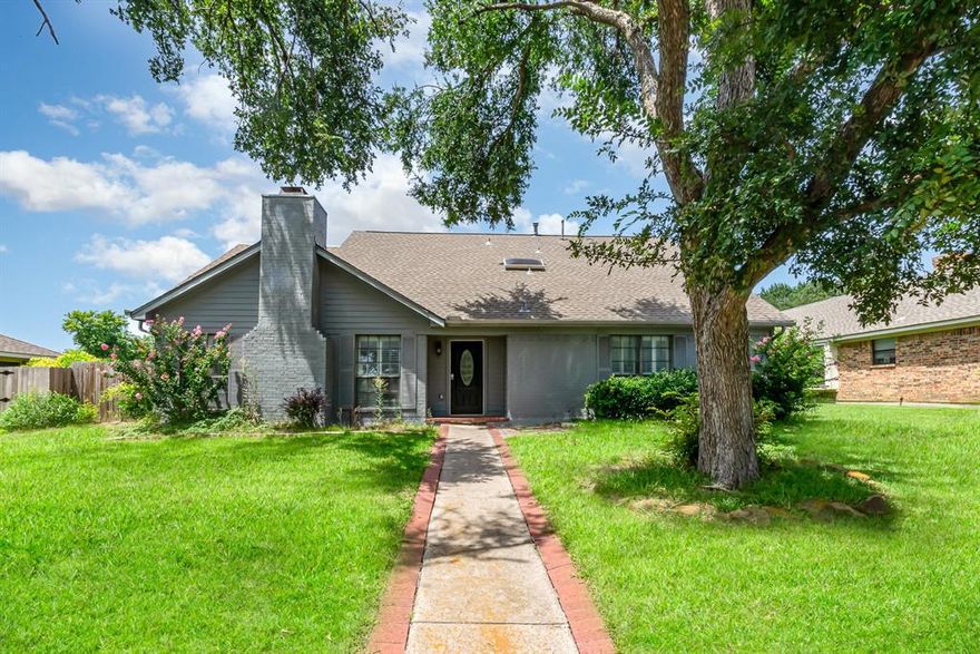 Adorable 5 Bedroom, 2.5 bath home in West Plano! Awesome location right of George Bush Turnpike & Preston Rd., near Dallas North Tollway, in top rated Plano School District. Roof replaced in 2017.  Double-Paned Windows upstairs. Granite Counter Tops, Beautiful quiet street with large front yards & trees.