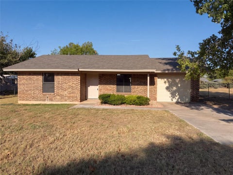 Photo of 711 Vickie Drive, Azle, TX 76020 (MLS # 21391930)