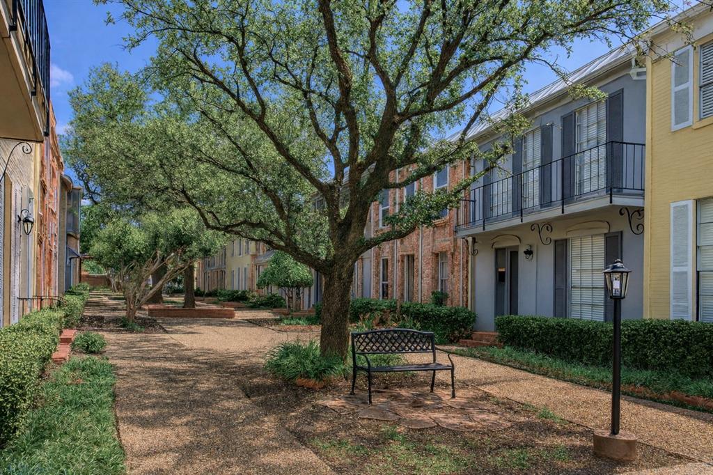 9844 Valley Meadow Court