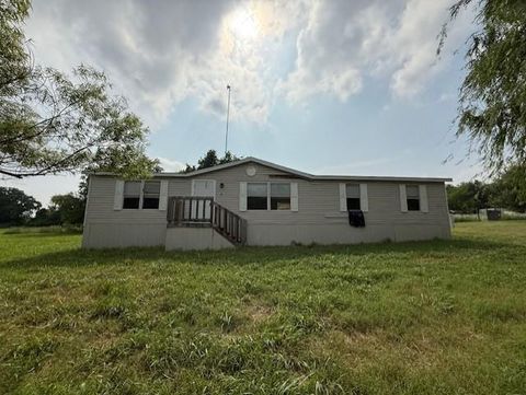 100 Lazy Meadow Court Springtown TX 76082