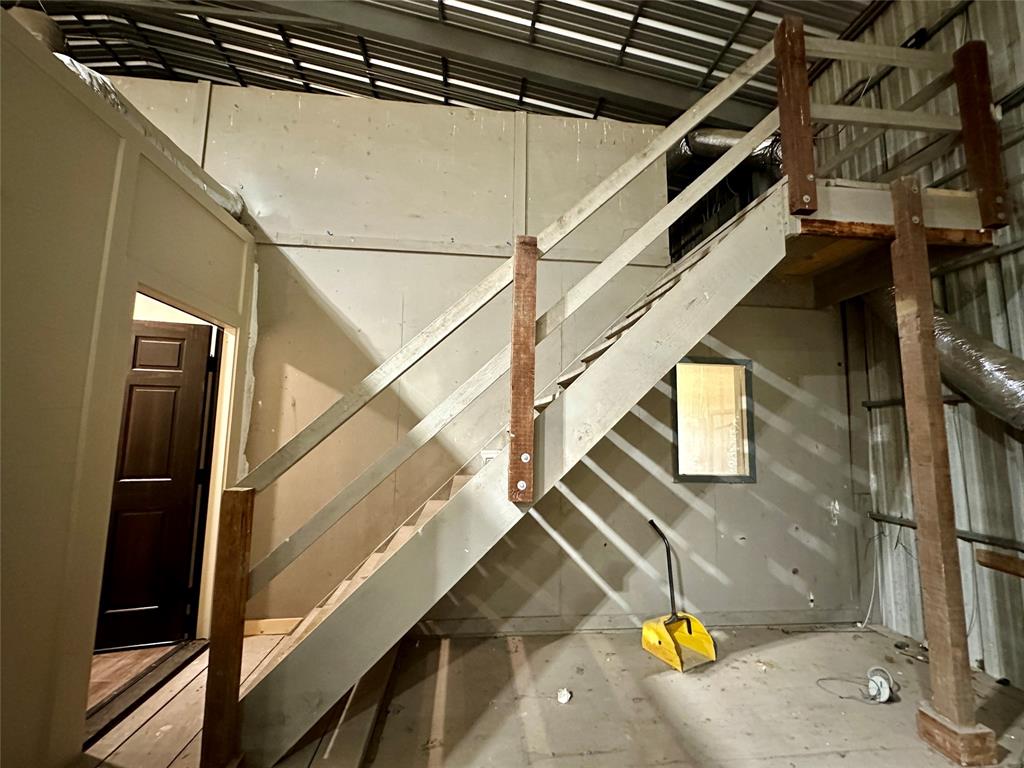 ABST 685 TR 5A A J PATTON - Commercial Sale