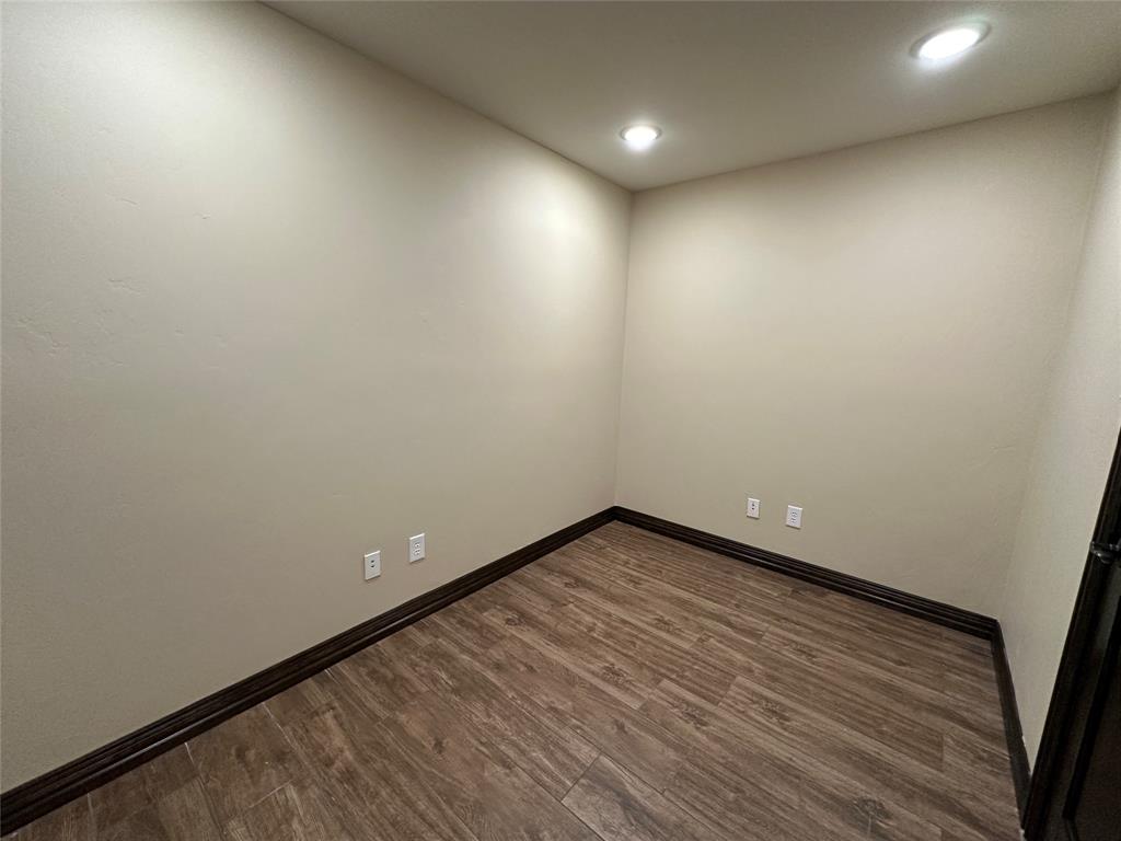 ABST 685 TR 5A A J PATTON - Commercial Sale