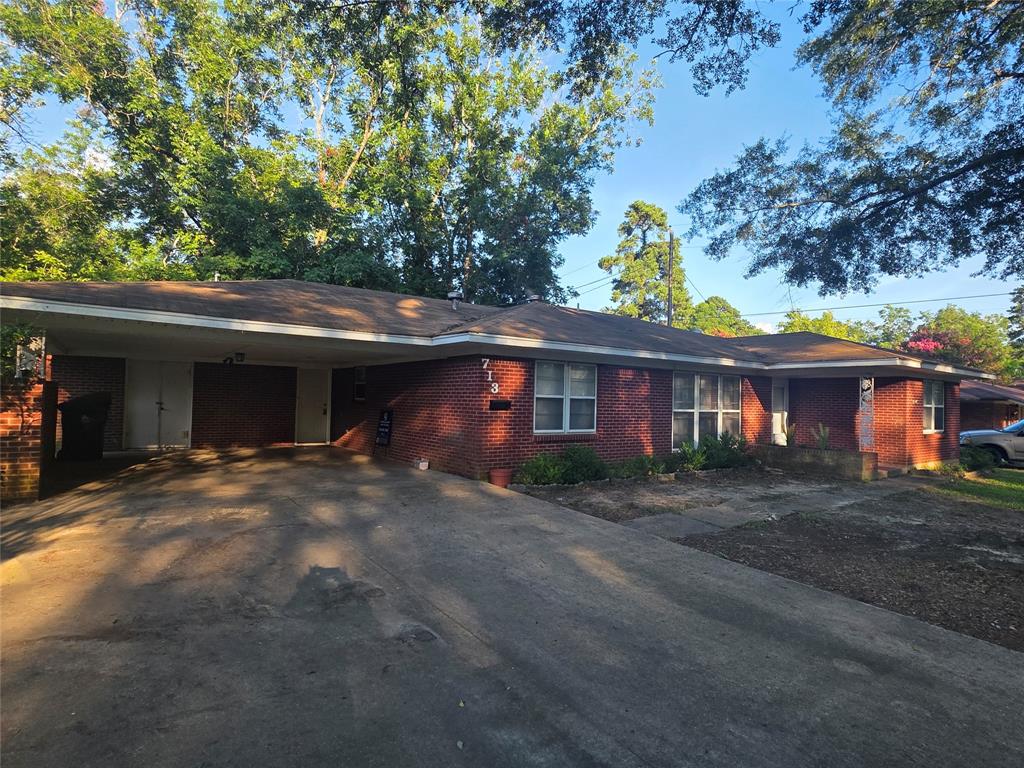 713 NW 10th Street