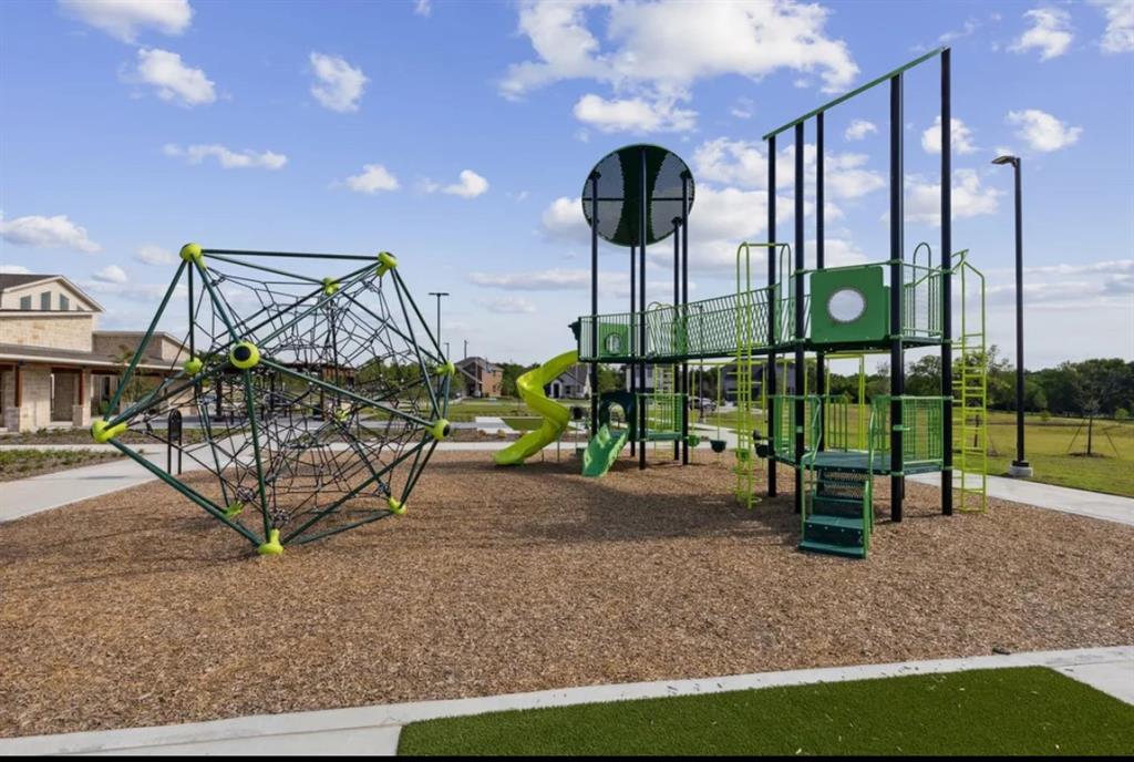 McKinney, Texas 75071, United States, 4 Bedrooms Bedrooms, ,3 BathroomsBathrooms,Residential,Active,164116