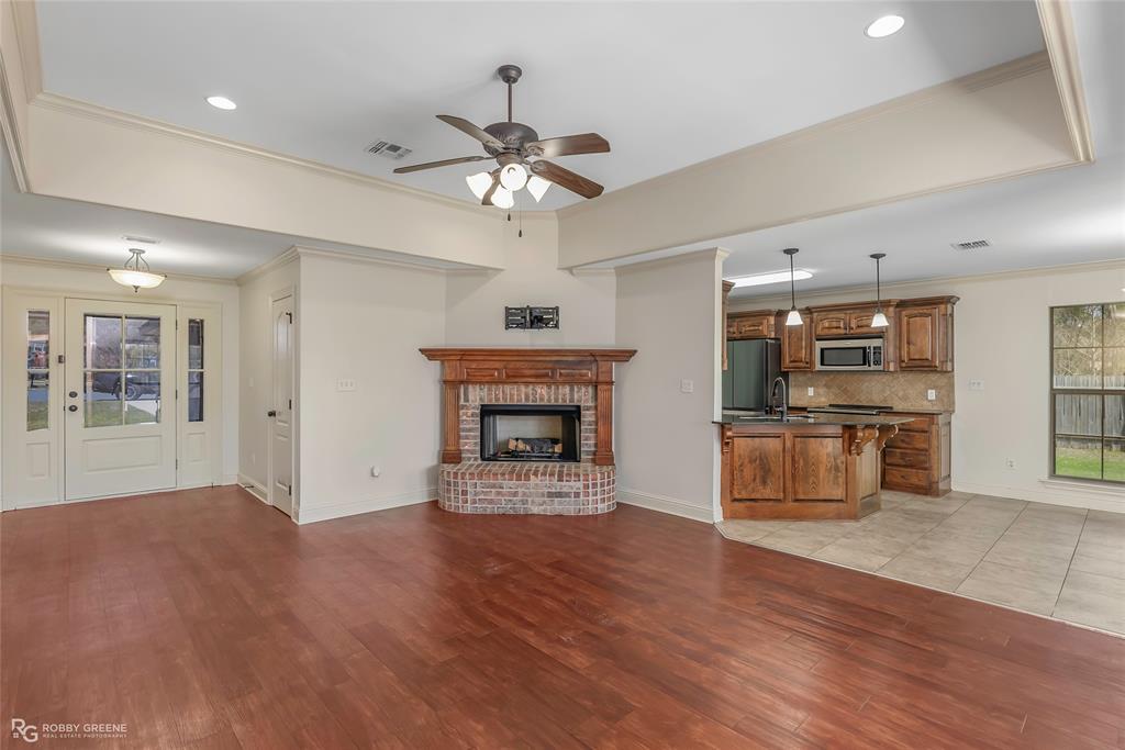 Haughton, Louisiana 71037, United States, 3 Bedrooms Bedrooms, ,2 BathroomsBathrooms,Residential,Active,94721