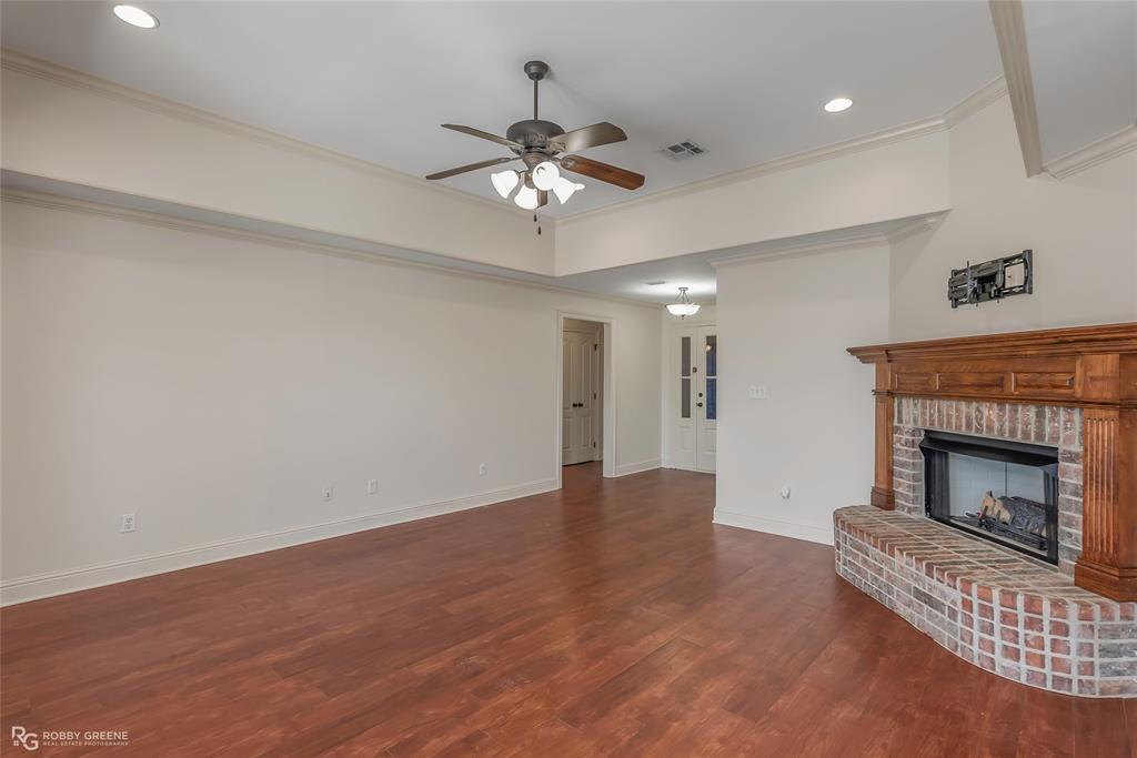 Haughton, Louisiana 71037, United States, 3 Bedrooms Bedrooms, ,2 BathroomsBathrooms,Residential,Active,94721