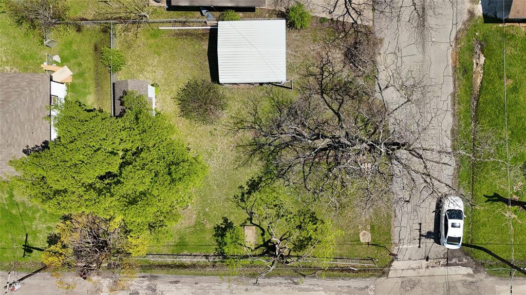 1000 Pecan Street