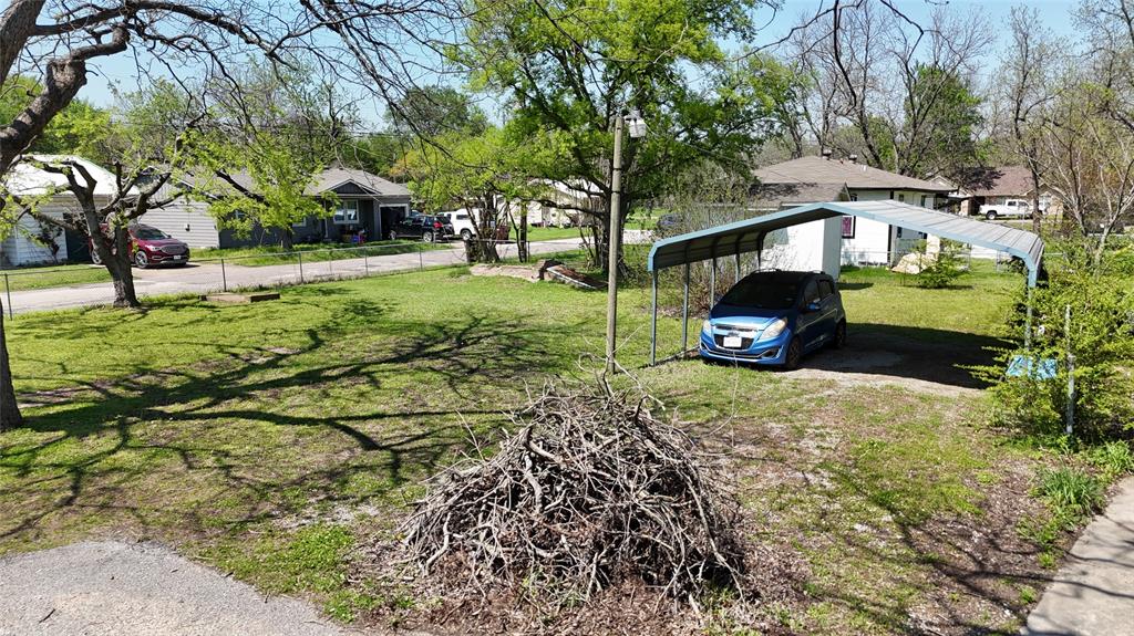 1000 Pecan Street