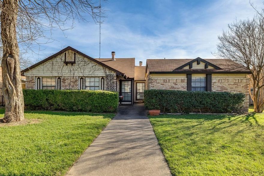 FULL-DUPLEX FOR SALE. Don't wait until this beauty officially hits the market, let's make a deal now! This well-maintained duplex is a great opportunity for investors seeking a balanced mix of turnkey and value-add. One unit has been nicely updated with modern finishes and is ready for occupancy, while the other is fully functional and only needs light cosmetic updates to shine. Both units feature efficient, well-laid-out floorplans that maximize every square foot. No major repairs needed—just a touch of vision to boost returns. Whether you're house-hacking or adding to your portfolio, this property offers solid fundamentals in a desirable location.