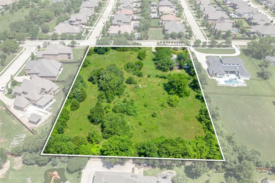 Build your Dream Home in Colleyville! This is a great a location to call home! NO HOA! Bring your own builder. Value is in the land, home is a tear down. Keller ISD or GCISD Open Enrollment option. The 3 acre lot is currently zoned AG and has a 312 feet of road frontage. Please contact the City of Colleyville for potential subdivision of the lot.   Conveniently located near Southlake, Grapevine and Westlake with easy access to DFW, Alliance and Love Field airports. Shopping and dining within a quick drive as well as access to 121 and 114 towards Dallas and Fort Worth.