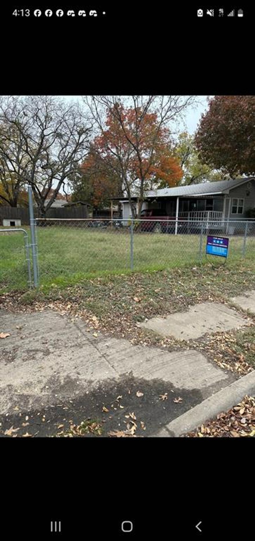 Lot available in established neighborhood. Close to Downtown Dallas and Bishop Arts District. Investors welcomed.  Eligible for Irving ISD including Kinkeade Early Childhood School. Sale is subject to the approval of the Dallas County Probate Court. Buyers or Buyer's Agent to verify all information.