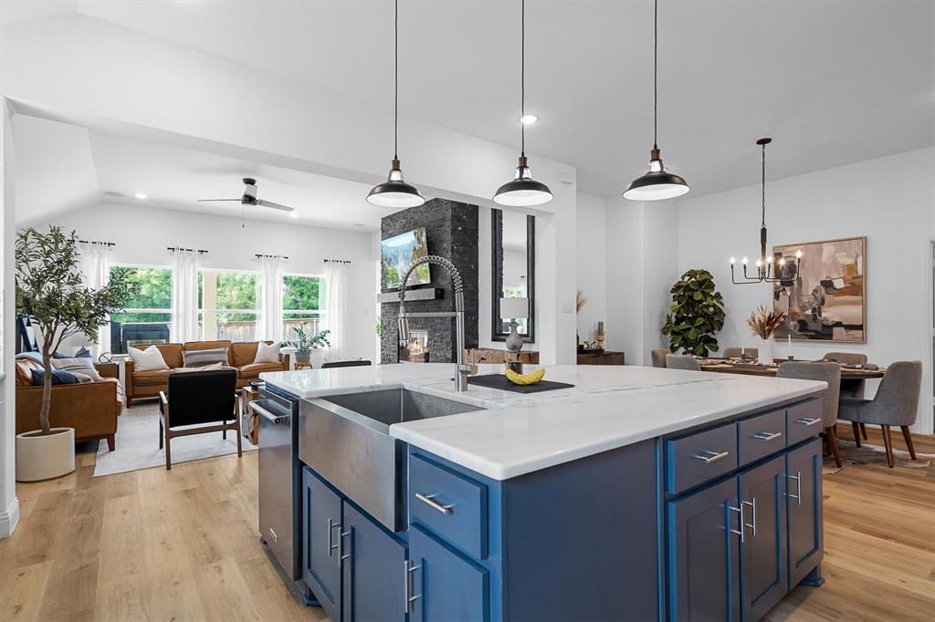 Woodridge Estates Ph - Residential