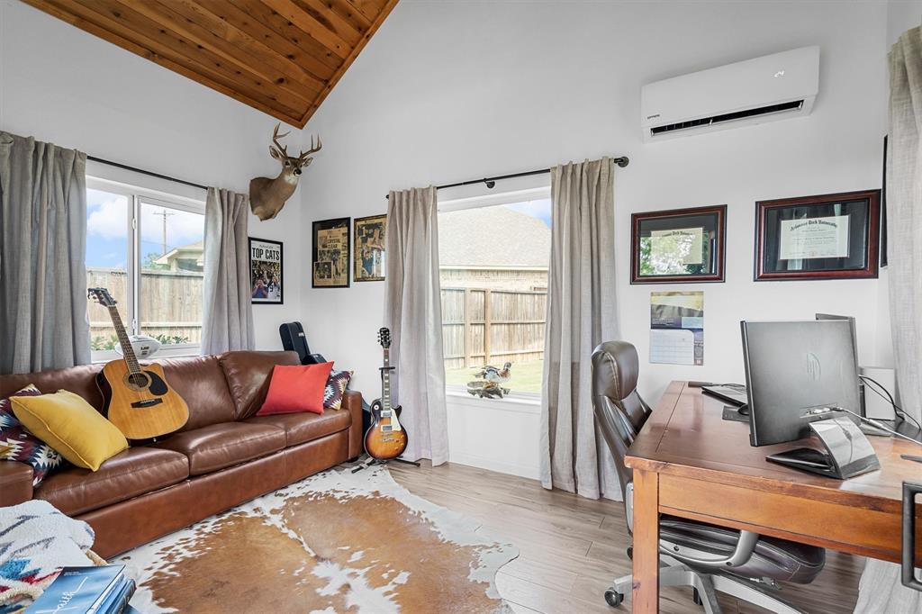 Woodridge Estates Ph - Residential