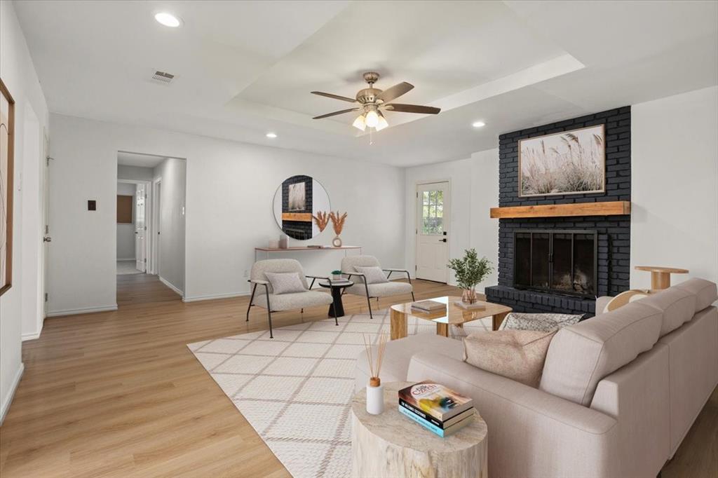 3404 Peachtree Lane