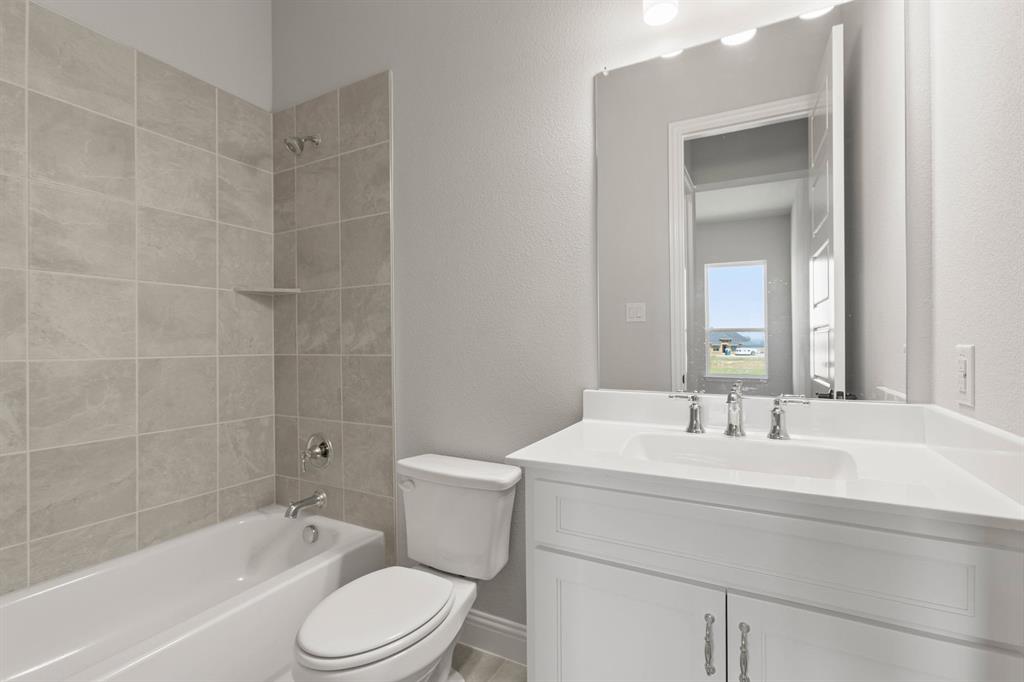 Creek Meadows West - Residential
