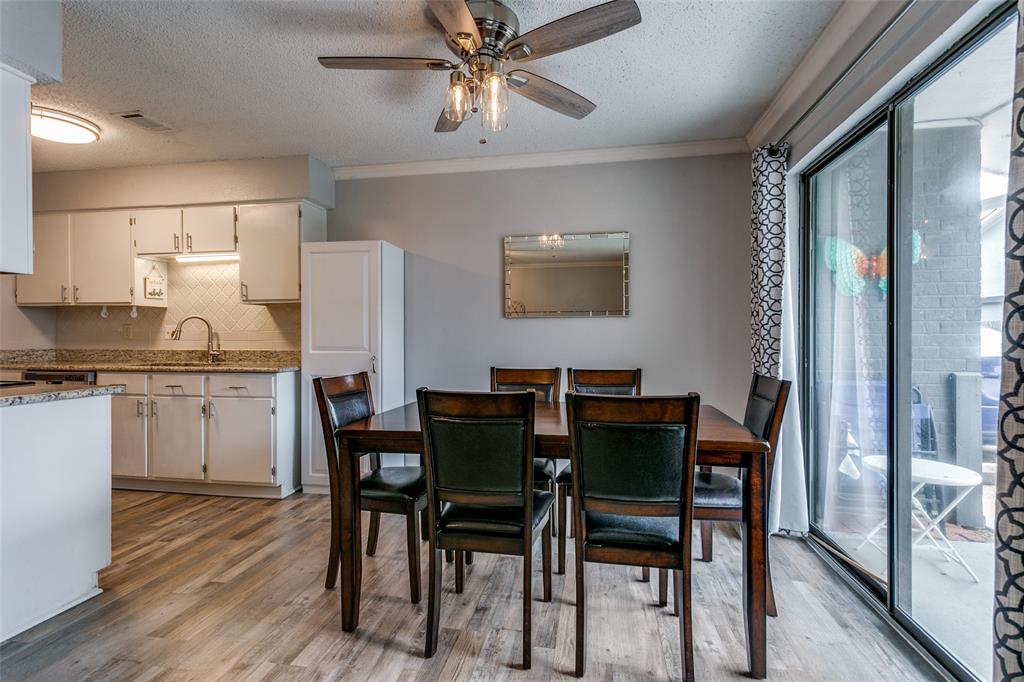 Cedar Ridge At Hurst Twnhms - Residential